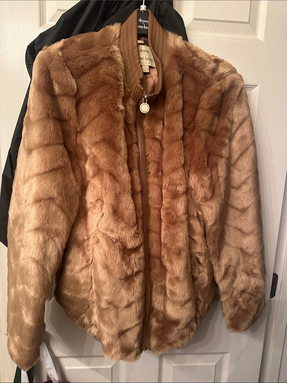 Dennis Basso GOLD Chevron Faux Fur Jacket Brown Camel Faux Leather Collar L
